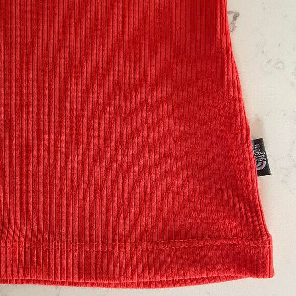 The North Face Vapor Wick Colorful Scoop Nk Slvless Ribbed Tank Top Orange L - Picture 4 of 11